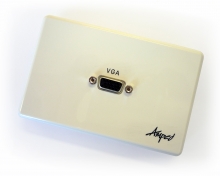 Amped Classic VGA (White Wall Plate)